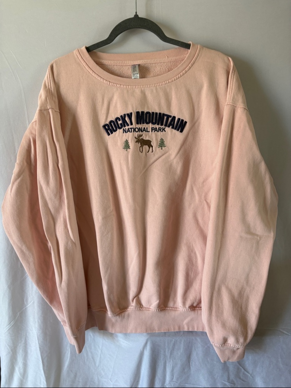 Crewneck Sweatshirt - Pale Pink Rocky Mountain National Park